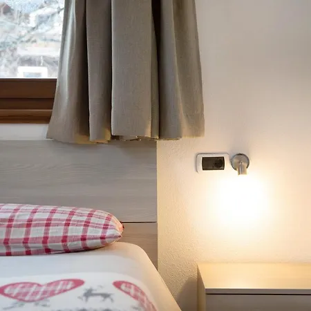 Arcobaleno Viola Apartman